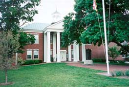 [photo, Calvert County Courthouse, 175 Main St., Prince Frederick, Maryland]
